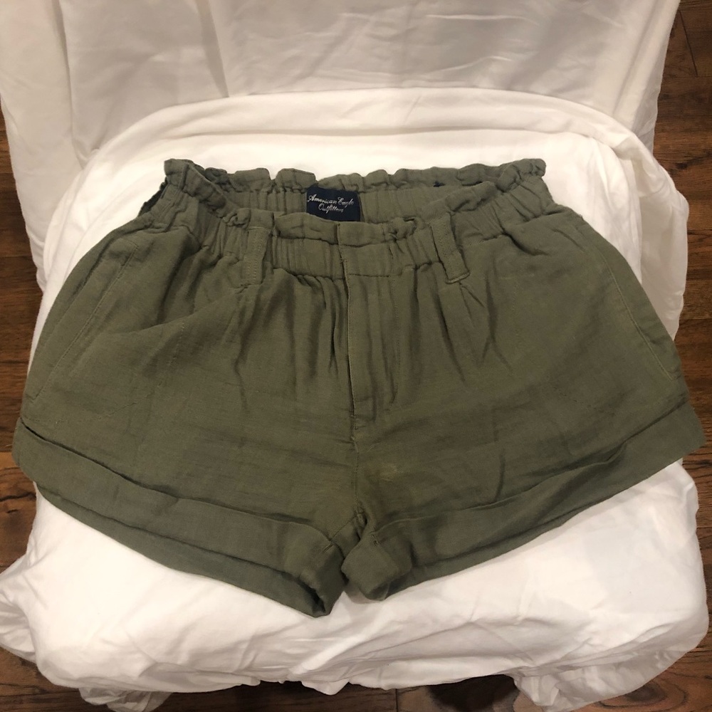 American Eagle Green Shorts